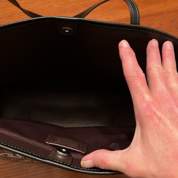 ✨NWT✨ Coach X Mint + Serf Graffiti City Tote with Matching Zip Around Wallet - Picture 3 of 8